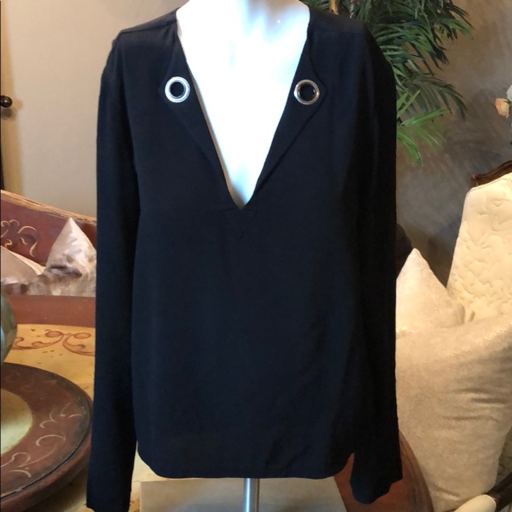 Sandro Paris black top.